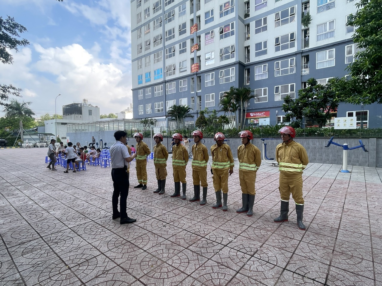 Đào Tạo Thường Xuyên Cho Nhân viên Bảo Vệ